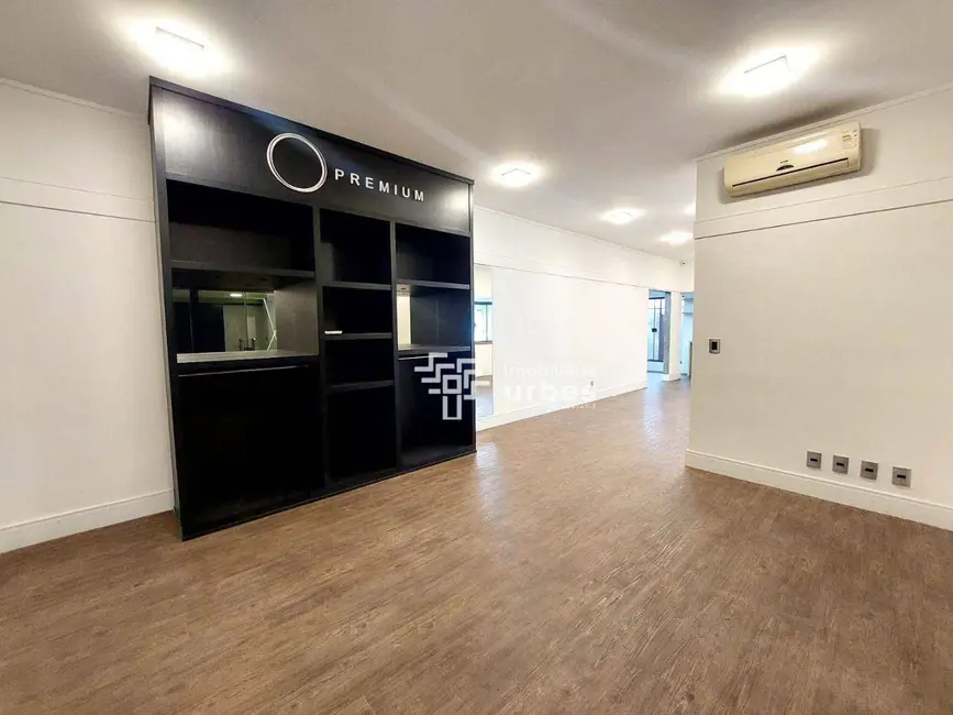 Casa com 3 quartos à venda, 450m2 em Jardim Colina, Americana - SP - imagem 5 Foto 5 de Casa com 3 quartos à venda, 450m2 em Jardim Colina, Americana - SP