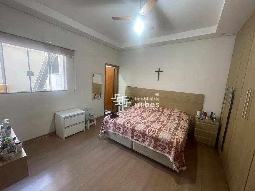 Foto 9 de Casa com 3 quartos à venda, 150m2 em Jardim São Paulo, Americana - SP
