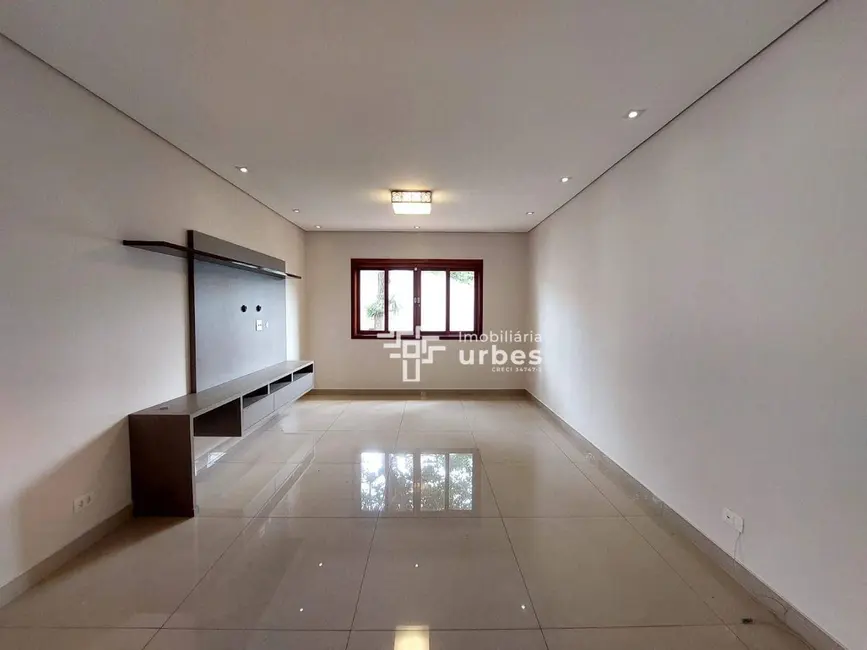Casa com 2 quartos para alugar, 1000m2 em Chácara Lucília, Americana - SP - imagem 3 Foto 3 de Casa com 2 quartos para alugar, 1000m2 em Chácara Lucília, Americana - SP