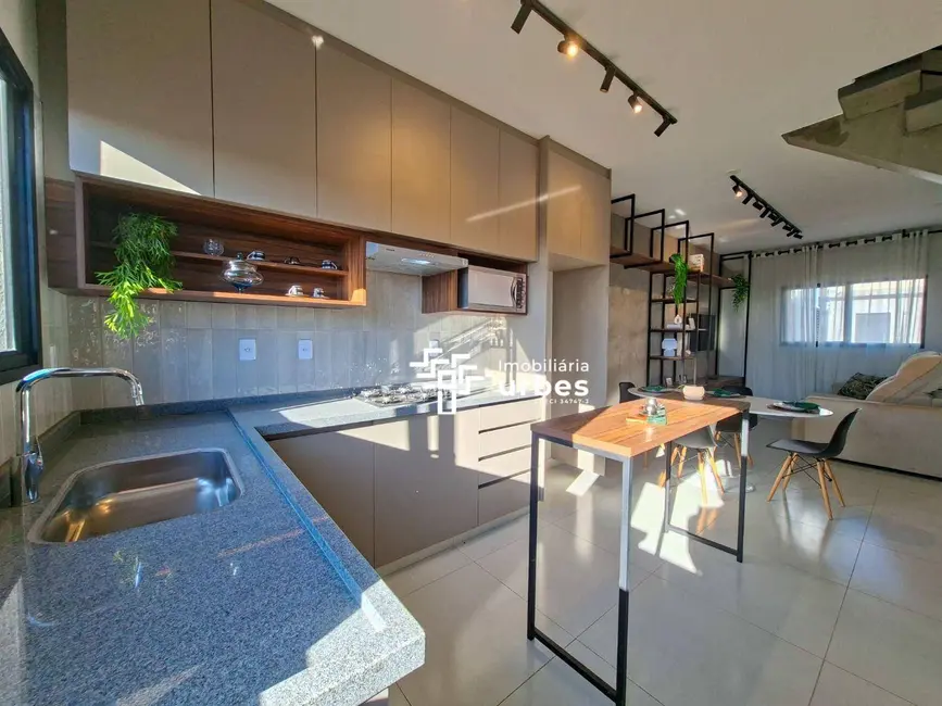 Foto 7 de Casa de Condomínio com 2 quartos à venda, 77m2 em Vila Santa Maria, Americana - SP