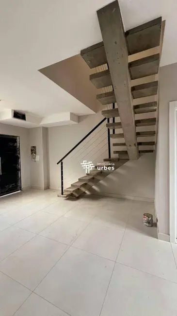 Foto 4 de Casa de Condomínio com 2 quartos à venda, 77m2 em Vila Santa Maria, Americana - SP