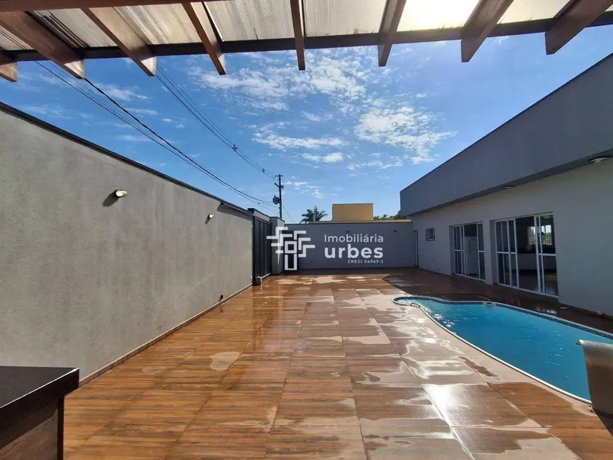 Casa com 3 quartos à venda, 315m2 em Jardim Maria Helena, Nova Odessa - SP - imagem 7 Foto 7 de Casa com 3 quartos à venda, 315m2 em Jardim Maria Helena, Nova Odessa - SP