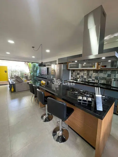 Foto 6 de Casa de Condomínio com 3 quartos à venda, 250m2 em Sumare - SP