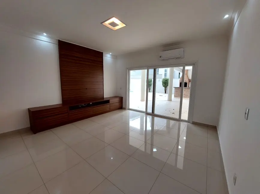 Casa de Condomínio com 4 quartos para alugar, 375m2 em Jardim Trípoli, Americana - SP - imagem 8 Foto 8 de Casa de Condomínio com 4 quartos para alugar, 375m2 em Jardim Trípoli, Americana - SP