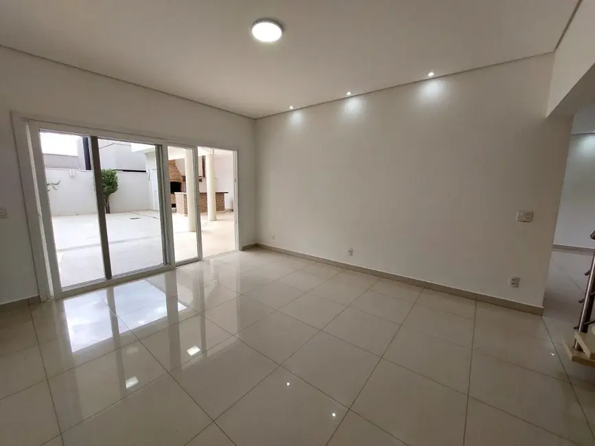 Casa de Condomínio com 4 quartos para alugar, 375m2 em Jardim Trípoli, Americana - SP - imagem 4 Foto 4 de Casa de Condomínio com 4 quartos para alugar, 375m2 em Jardim Trípoli, Americana - SP