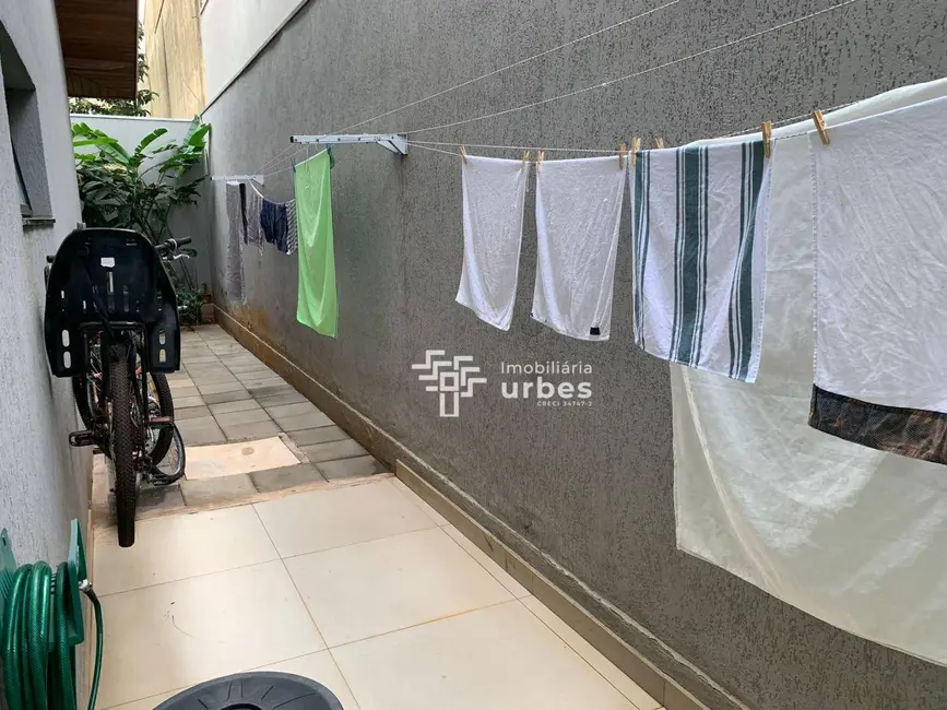 Foto 7 de Casa com 3 quartos à venda, 357m2 em Jardim Amélia, Americana - SP