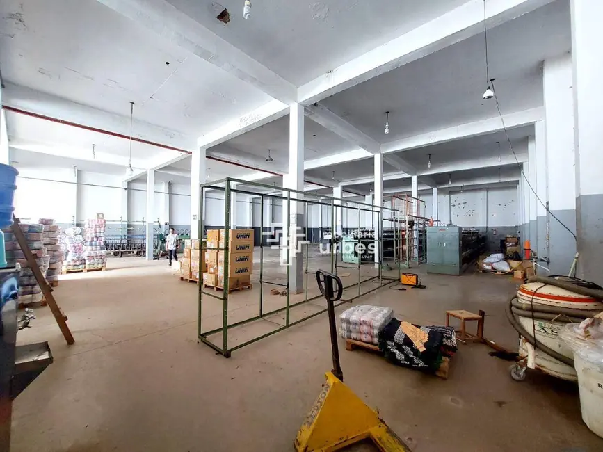 Armazém / Galpão para alugar, 928m2 em Vila Dainese, Americana - SP - imagem 4 Foto 4 de Armazém / Galpão para alugar, 928m2 em Vila Dainese, Americana - SP