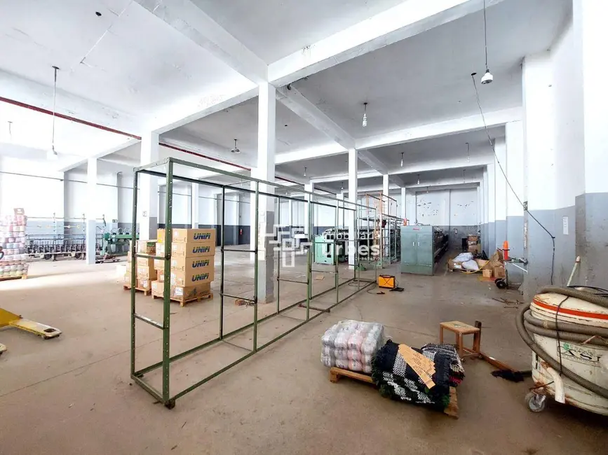 Armazém / Galpão para alugar, 928m2 em Vila Dainese, Americana - SP - imagem 5 Foto 5 de Armazém / Galpão para alugar, 928m2 em Vila Dainese, Americana - SP