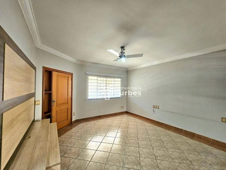 Foto 4 de Casa com 3 quartos à venda, 302m2 em Jardim São Paulo, Americana - SP