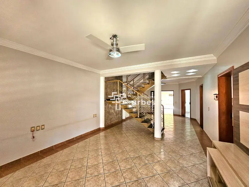 Foto 3 de Casa com 3 quartos à venda, 302m2 em Jardim São Paulo, Americana - SP