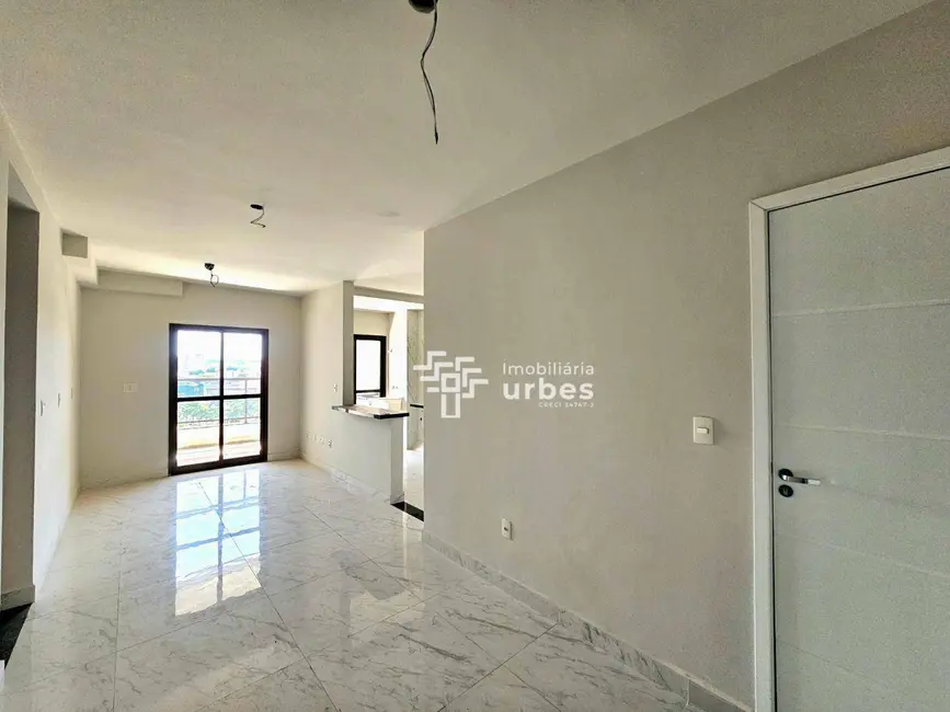 Foto 3 de Apartamento com 3 quartos à venda, 75m2 em Paraíso, Americana - SP