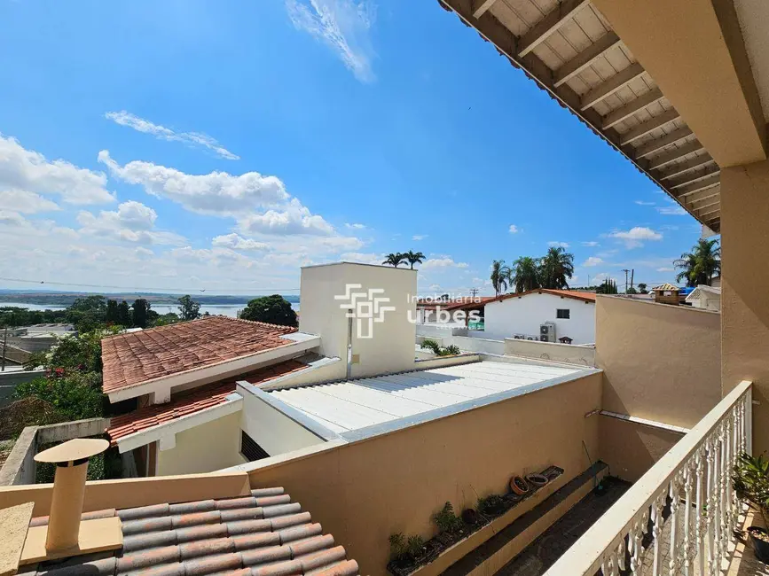 Foto 9 de Casa de Condomínio com 4 quartos à venda, 288m2 em Iate Clube de Americana, Americana - SP