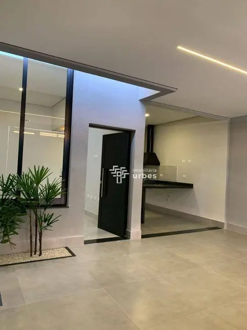 Foto 2 de Casa com 3 quartos à venda, 150m2 em Parque Universitário, Americana - SP