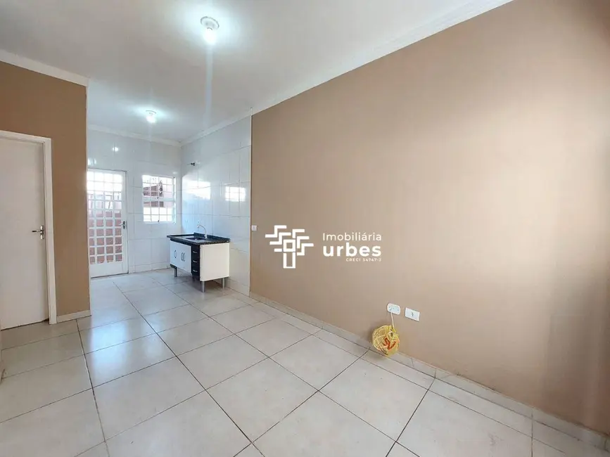 Casa com 2 quartos para alugar, 73m2 em Parque Nova Carioba, Americana - SP - imagem 4 Foto 4 de Casa com 2 quartos para alugar, 73m2 em Parque Nova Carioba, Americana - SP