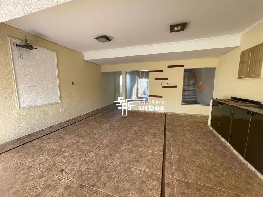 Foto 4 de Casa com 4 quartos à venda, 180m2 em Parque Novo Mundo, Americana - SP