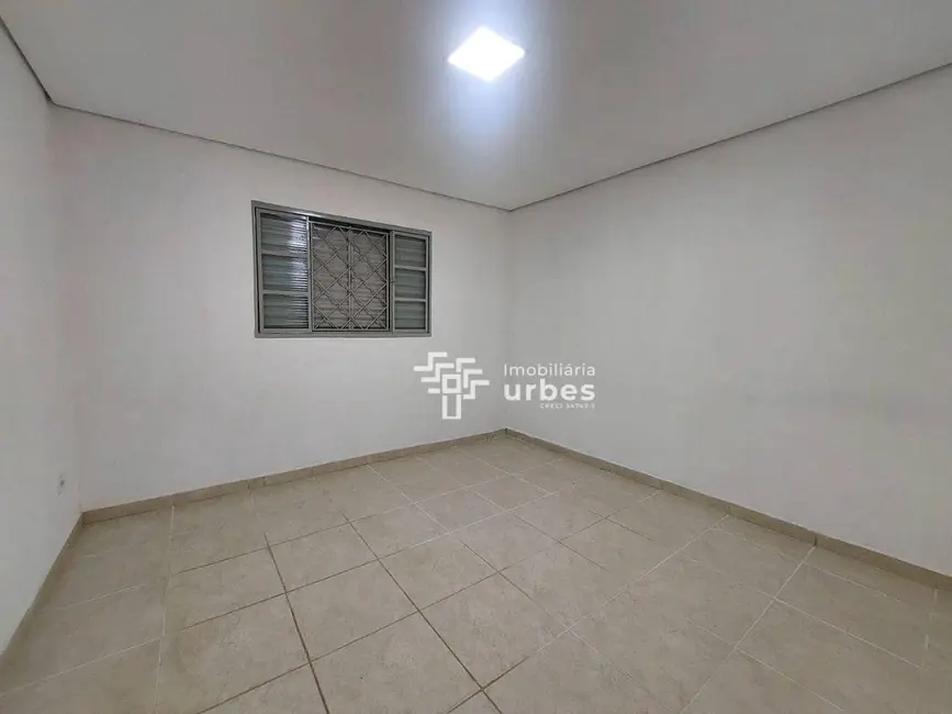 Casa com 1 quarto para alugar, 148m2 em Jardim São Roque, Americana - SP - imagem 2 Foto 2 de Casa com 1 quarto para alugar, 148m2 em Jardim São Roque, Americana - SP