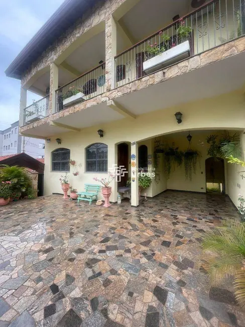 Foto 3 de Casa com 3 quartos à venda, 208m2 em Chácara Machadinho I, Americana - SP