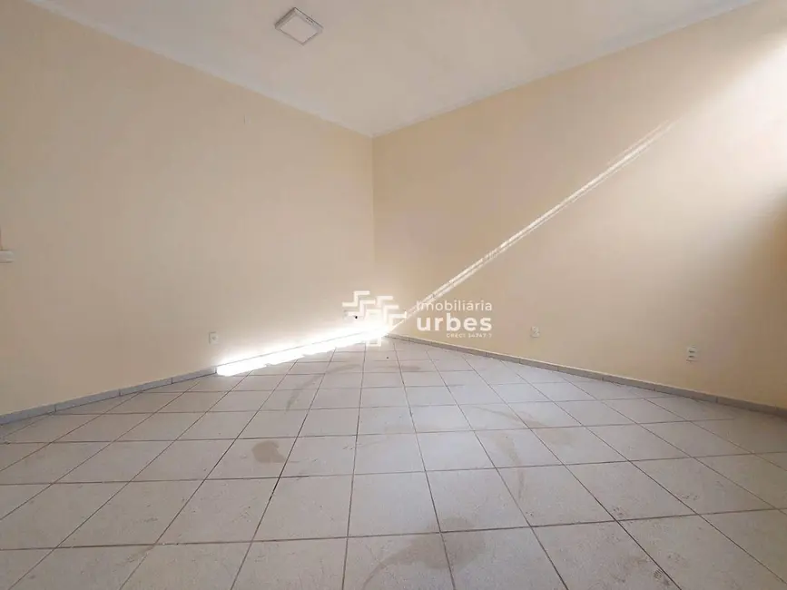 Foto 15 de Casa para alugar, 350m2 em Vila Medon, Americana - SP