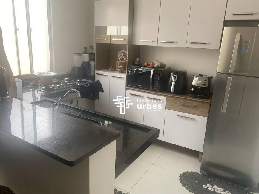 Foto 3 de Apartamento com 2 quartos à venda, 43m2 em Jardim Mirandola, Americana - SP