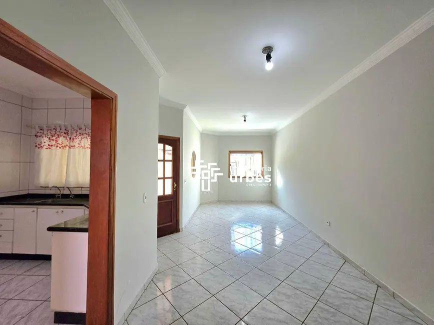 Casa com 3 quartos à venda, 150m2 em Vila Margarida, Americana - SP - imagem 3 Foto 3 de Casa com 3 quartos à venda, 150m2 em Vila Margarida, Americana - SP