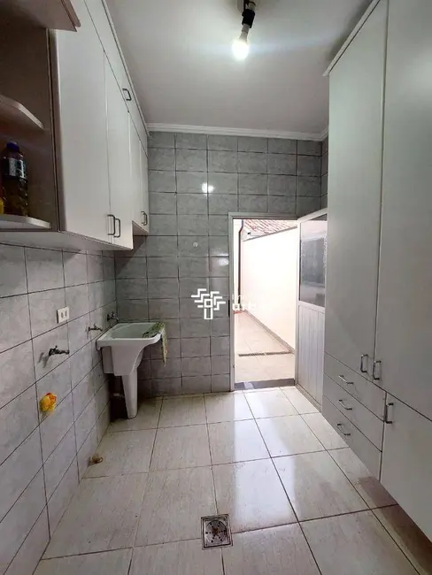 Foto 4 de Casa com 3 quartos para alugar, 312m2 em Jardim Ipiranga, Americana - SP