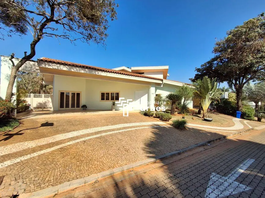 Casa com 3 quartos para alugar, 1474m2 em Vale das Paineiras, Americana - SP - imagem 3 Foto 3 de Casa com 3 quartos para alugar, 1474m2 em Vale das Paineiras, Americana - SP