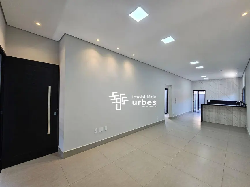 Foto 1 de Casa com 3 quartos para alugar, 260m2 em Nova Americana, Americana - SP