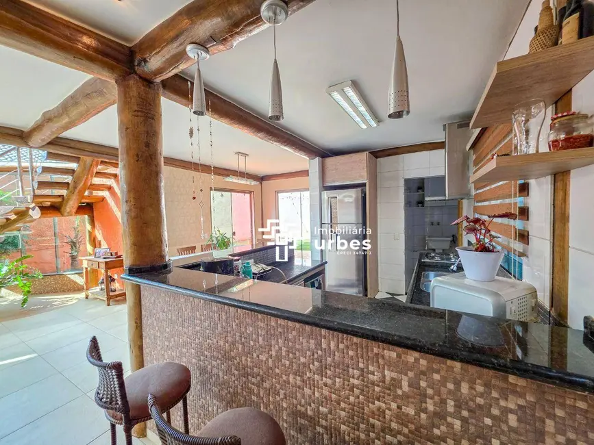 Foto 8 de Casa com 3 quartos à venda, 300m2 em Americana - SP