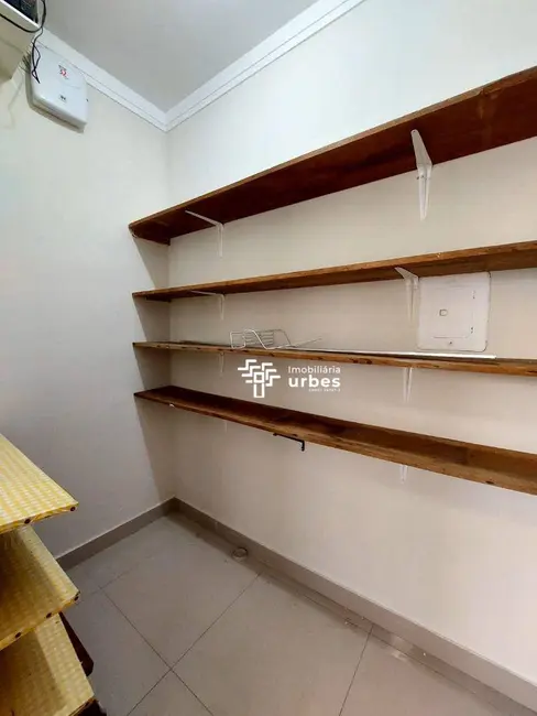 Casa com 3 quartos à venda e para alugar, 363m2 em Vila Santa Maria, Americana - SP - imagem 9 Foto 9 de Casa com 3 quartos à venda e para alugar, 363m2 em Vila Santa Maria, Americana - SP