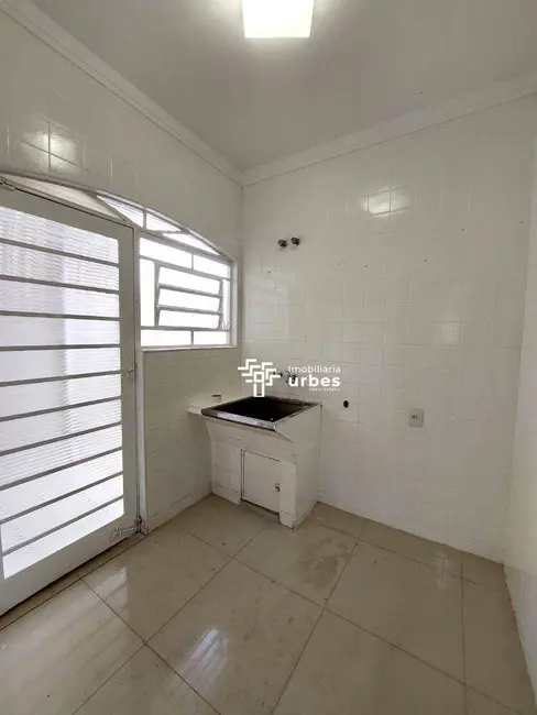 Casa com 3 quartos à venda e para alugar, 363m2 em Vila Santa Maria, Americana - SP - imagem 8 Foto 8 de Casa com 3 quartos à venda e para alugar, 363m2 em Vila Santa Maria, Americana - SP