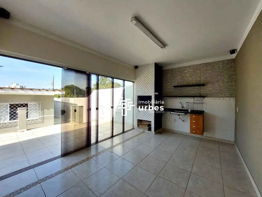 Foto 19 de Casa para alugar, 363m2 em Vila Santa Maria, Americana - SP