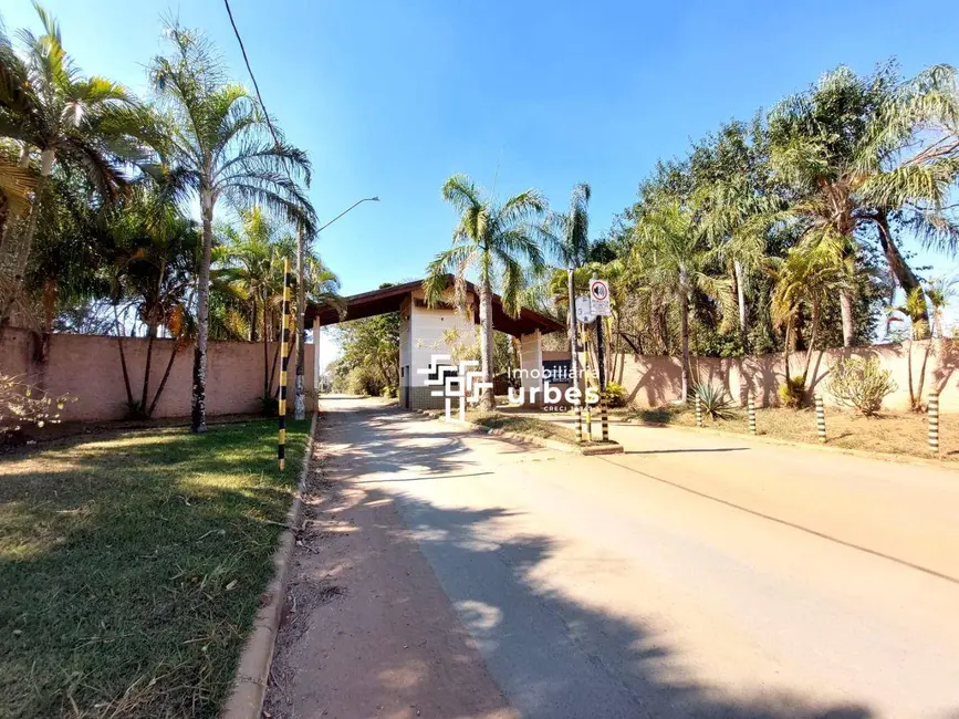 Foto 1 de Chácara com 2 quartos para alugar, 250m2 em Nova Odessa - SP