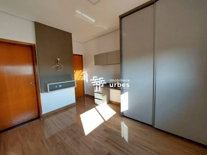 Casa de Condomínio com 3 quartos para alugar, 450m2 em Loteamento Residencial Jardim Villagio, Americana - SP - imagem 9 Foto 9 de Casa de Condomínio com 3 quartos para alugar, 450m2 em Loteamento Residencial Jardim Villagio, Americana - SP