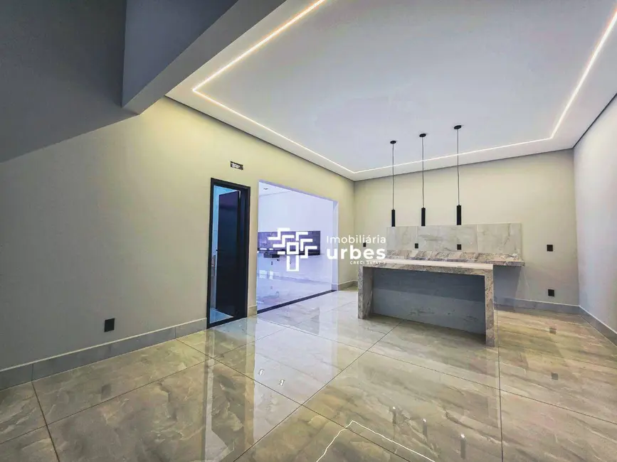 Casa de Condomínio com 3 quartos à venda, 366m2 em Loteamento Residencial Jardim dos Ipês Amarelos, Americana - SP - imagem 5 Foto 5 de Casa de Condomínio com 3 quartos à venda, 366m2 em Loteamento Residencial Jardim dos Ipês Amarelos, Americana - SP