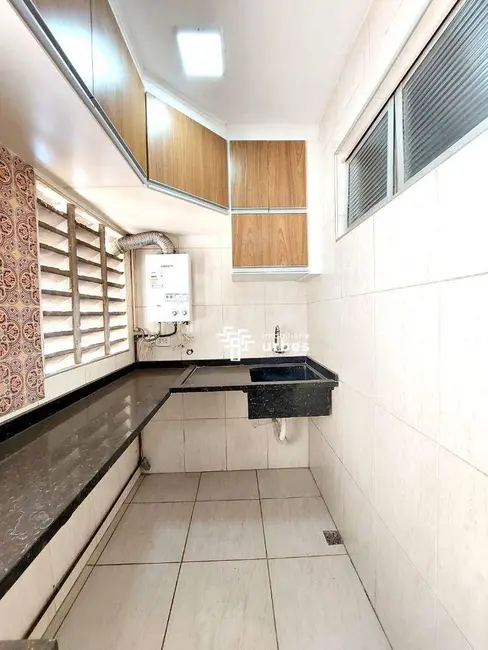 Apartamento com 3 quartos para alugar, 65m2 em Brieds, Americana - SP - imagem 2 Foto 2 de Apartamento com 3 quartos para alugar, 65m2 em Brieds, Americana - SP