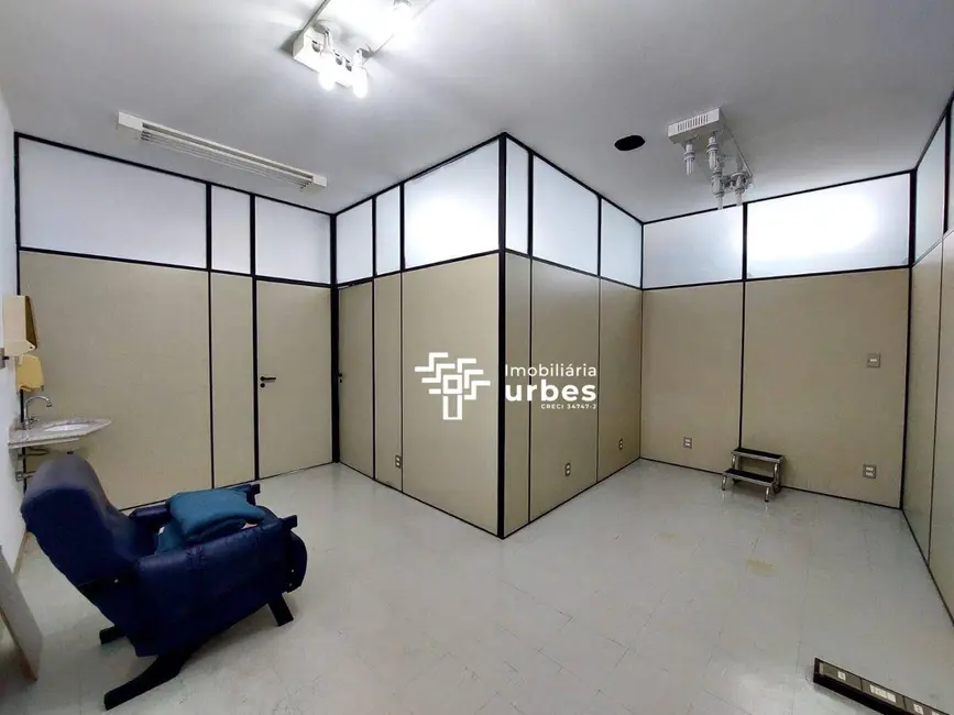 Foto 22 de Casa para alugar, 335m2 em Vila Medon, Americana - SP