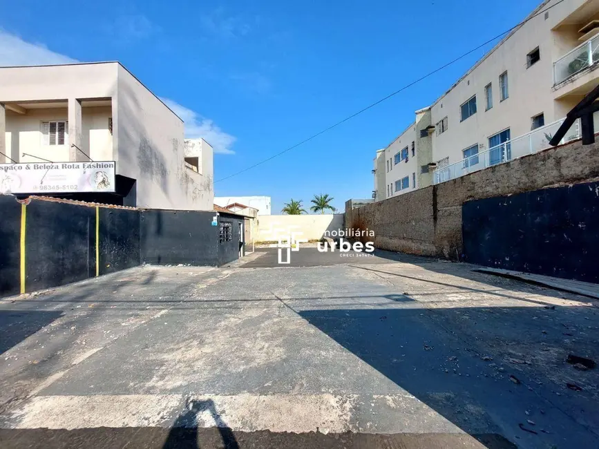 Terreno / Lote para alugar, 490m2 em Parque Novo Mundo, Americana - SP - imagem 1 Foto 1 de Terreno / Lote para alugar, 490m2 em Parque Novo Mundo, Americana - SP