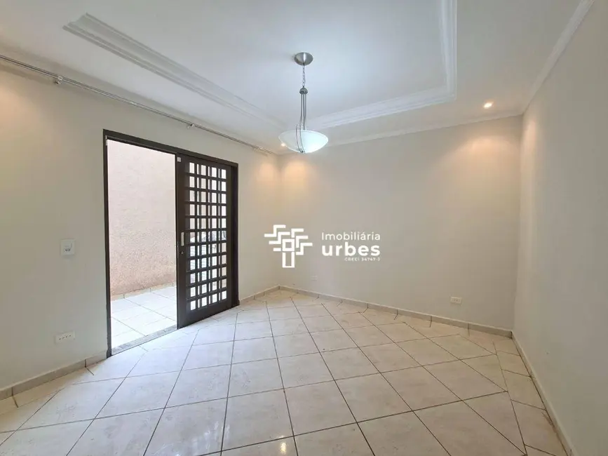 Foto 5 de Casa com 4 quartos para alugar, 272m2 em Nova Americana, Americana - SP