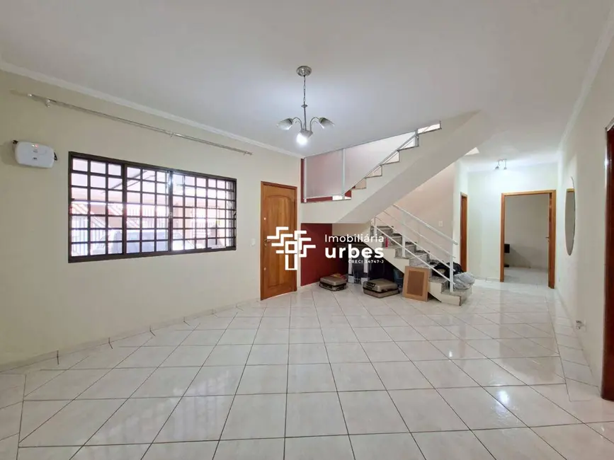 Casa com 4 quartos para alugar, 172m2 em Nova Americana, Americana - SP - imagem 5 Foto 5 de Casa com 4 quartos para alugar, 172m2 em Nova Americana, Americana - SP