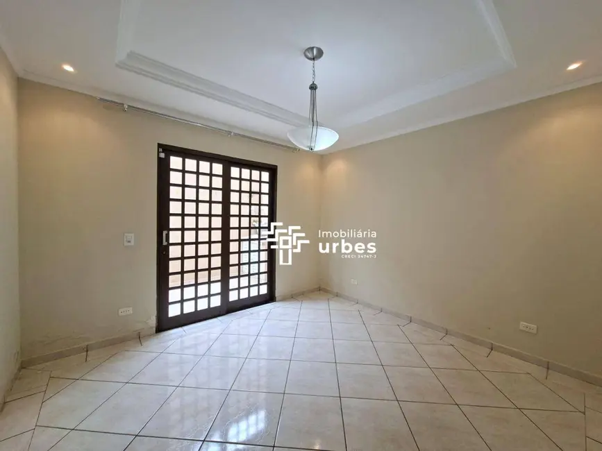 Casa com 4 quartos para alugar, 172m2 em Nova Americana, Americana - SP - imagem 6 Foto 6 de Casa com 4 quartos para alugar, 172m2 em Nova Americana, Americana - SP