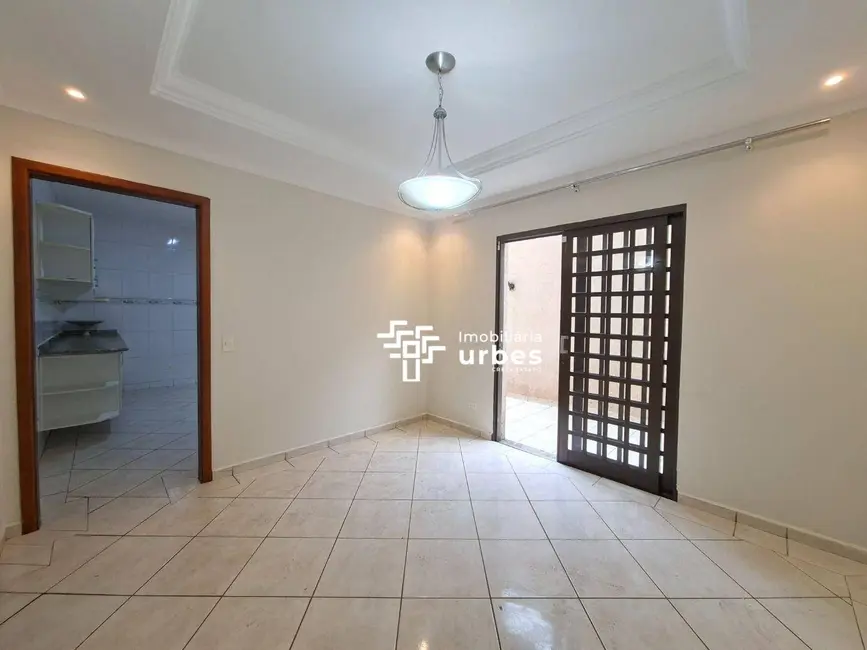 Foto 6 de Casa com 4 quartos para alugar, 272m2 em Nova Americana, Americana - SP