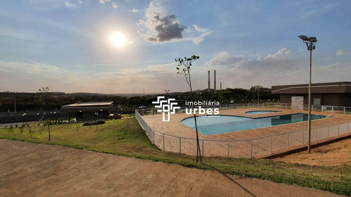 Foto 1 de Terreno / Lote à venda, 451m2 em Vila Cordenonsi, Americana - SP