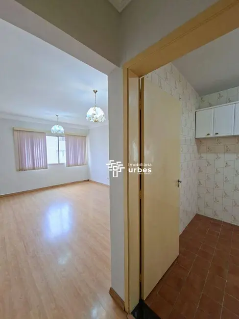Foto 3 de Apartamento com 3 quartos para alugar, 60m2 em Vila Galo, Americana - SP