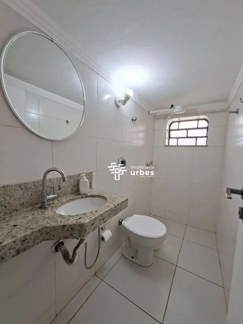Casa com 3 quartos para alugar, 357m2 em Werner Plaas, Americana - SP - imagem 6 Foto 6 de Casa com 3 quartos para alugar, 357m2 em Werner Plaas, Americana - SP