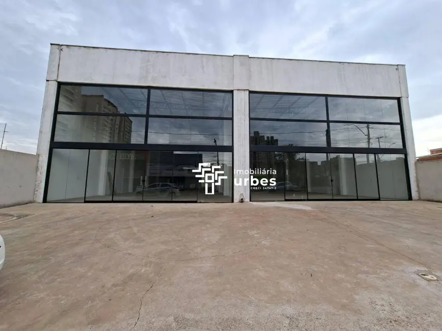 Foto 2 de Sala Comercial para alugar, 400m2 em Parque Novo Mundo, Americana - SP