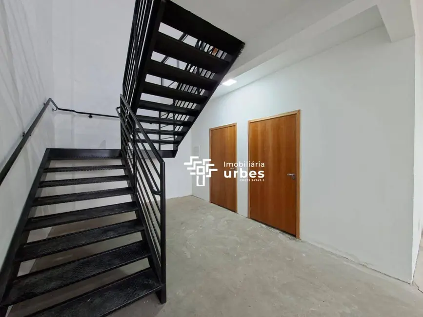 Foto 4 de Sala Comercial para alugar, 400m2 em Parque Novo Mundo, Americana - SP