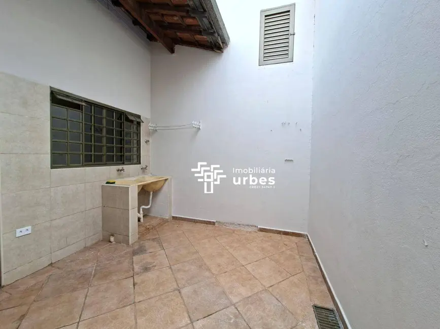 Casa com 3 quartos para alugar, 150m2 em Parque Residencial Jaguari, Americana - SP - imagem 4 Foto 4 de Casa com 3 quartos para alugar, 150m2 em Parque Residencial Jaguari, Americana - SP
