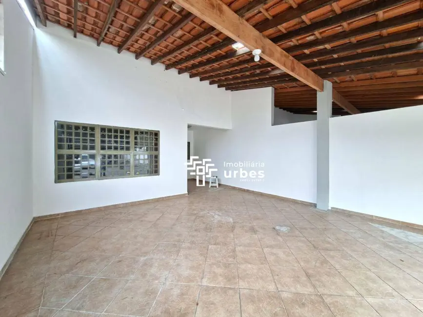 Casa com 3 quartos para alugar, 150m2 em Parque Residencial Jaguari, Americana - SP - imagem 1 Foto 1 de Casa com 3 quartos para alugar, 150m2 em Parque Residencial Jaguari, Americana - SP