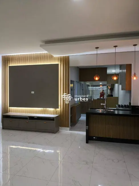 Foto 5 de Casa com 3 quartos à venda, 150m2 em Jardim Terramérica III, Americana - SP