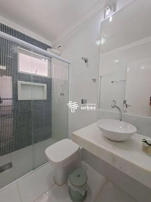 Apartamento com 3 quartos para alugar, 100m2 em Jardim São José, Americana - SP - imagem 9 Foto 9 de Apartamento com 3 quartos para alugar, 100m2 em Jardim São José, Americana - SP